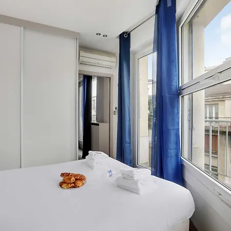 Apartment Cmg Saint Lazare Paris