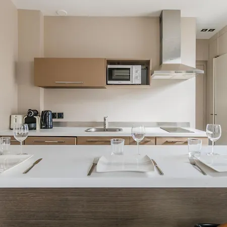 Apartment Cmg Saint Lazare Paris
