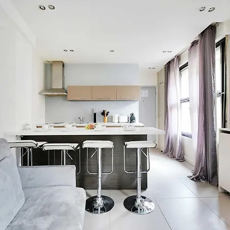 Cmg Saint Lazare Париж