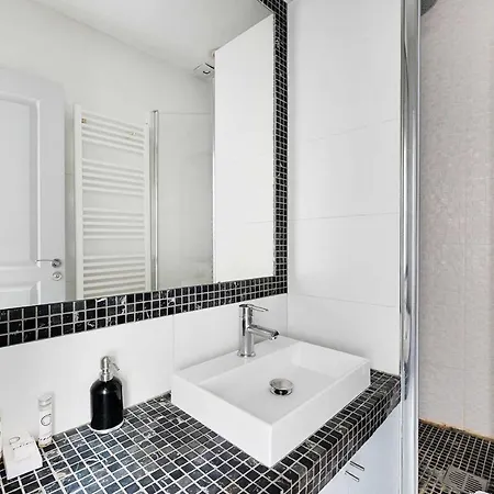 Cmg Saint Lazare * Париж