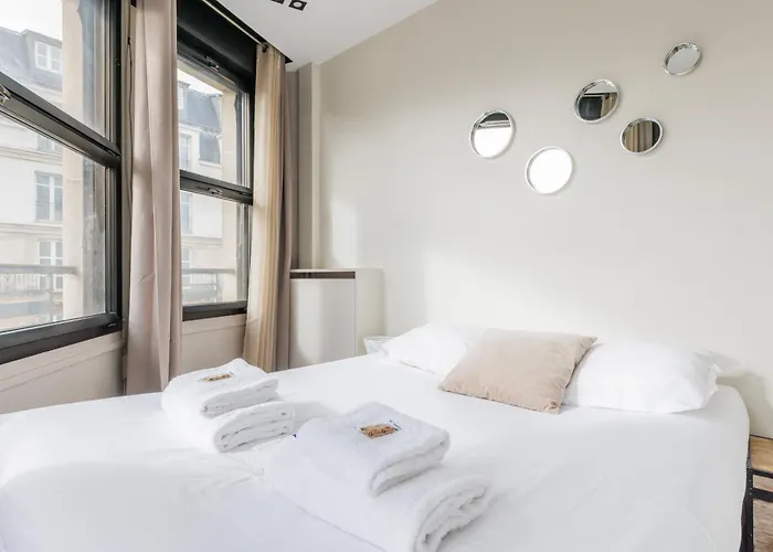 Cmg Saint Lazare Apartment